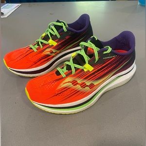 SAUCONY ENDORPHIN PRO 2 SIZE 10.5